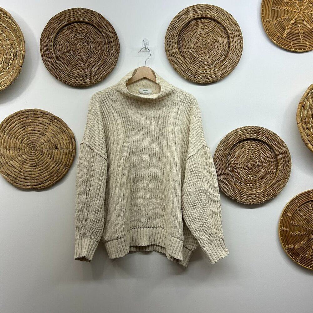 Aerie Neutral Off White Cream Oversized Turtleneck Knit Sweater XS